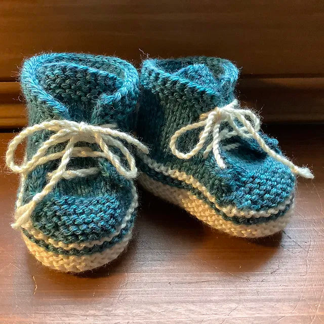 Baby Converse Style Booties Knitting Pattern | Newborn–12 Months Sneakers | PDF Instant Download