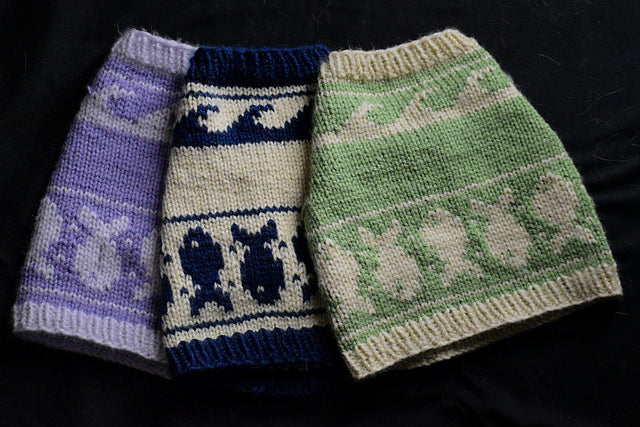 Cat Sweater Knitting Pattern | Fair Isle Cat Jumper | Top Down Knit | Colorwork Pet Sweater | Digital PDF Pattern